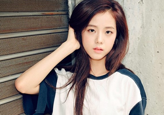 Facebook／BLACK PINK - Jisoo 지수