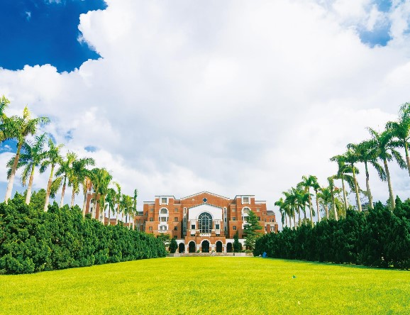 FB／國立臺灣大學圖書館 National Taiwan University Library