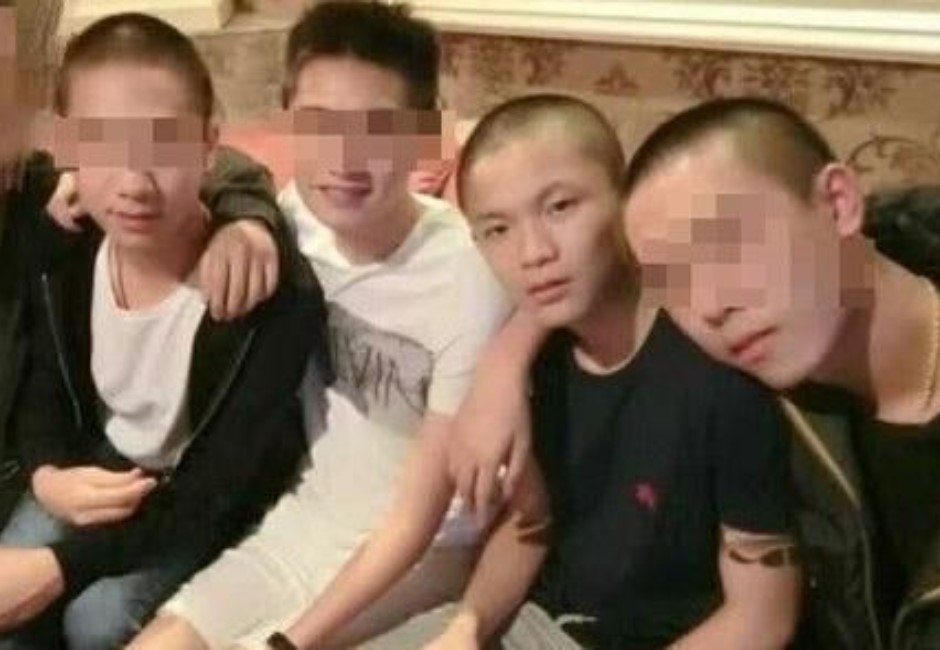 屁孩剛飆車撞死三人!警局前按喇叭狂飆離開 網友傻眼「太囂張」