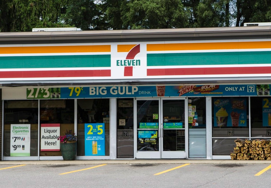 7-11的「n」為何是小寫?揭密品牌命名背後的真相