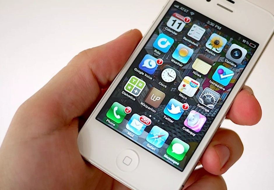 最忠實果粉!他七年前賣腎換手機 卻慘到終生臥床