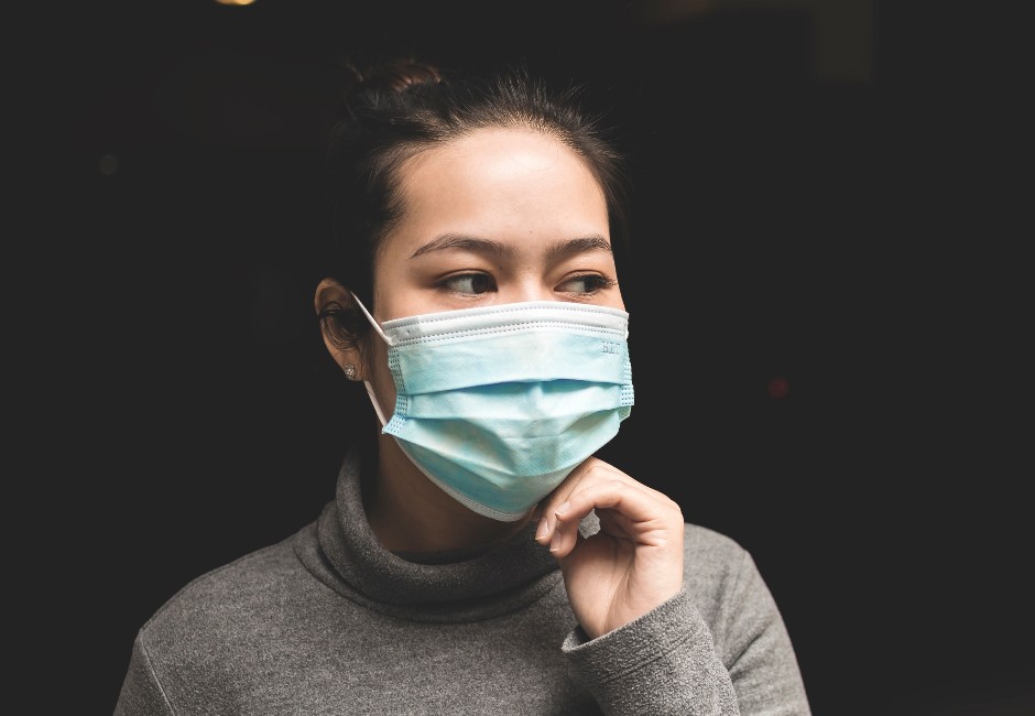 別只顧著戴口罩!醫師提「5大防疫方法」回家漱口超有效