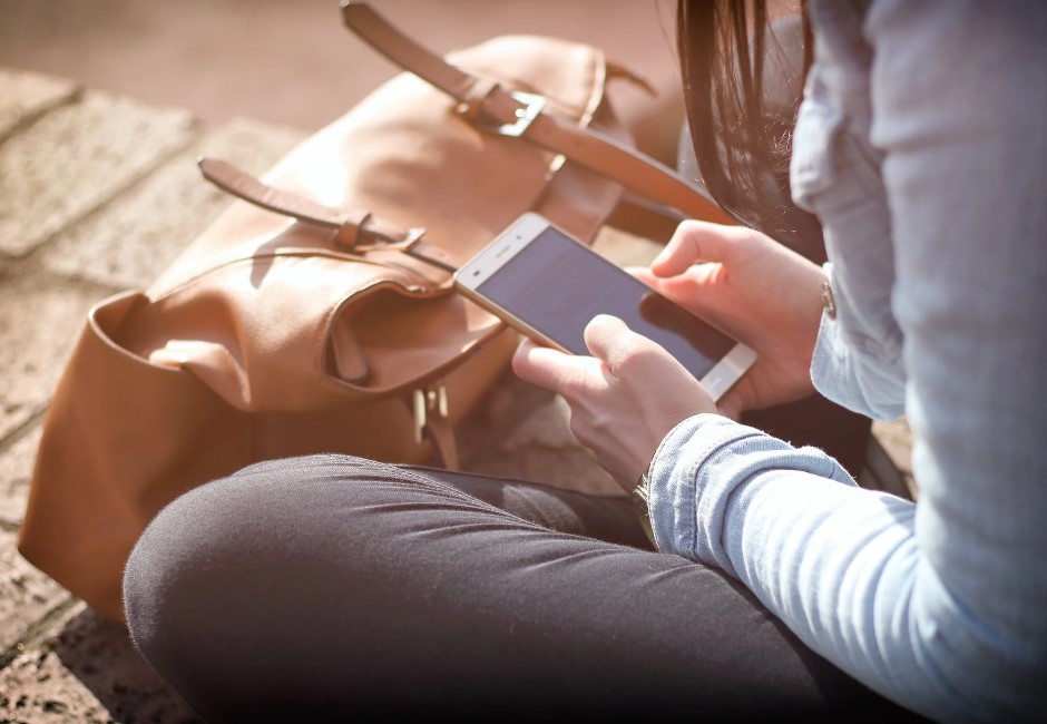 果粉優越?現代大學生「用安卓會被笑」?沒有「AirDrop」慘被排除在友誼之外