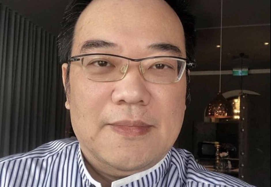 女導演爆遭H政客摸胸性騷「偶爾讓我任性一下」 患PTSD哭整晚…洪智坤深夜道歉