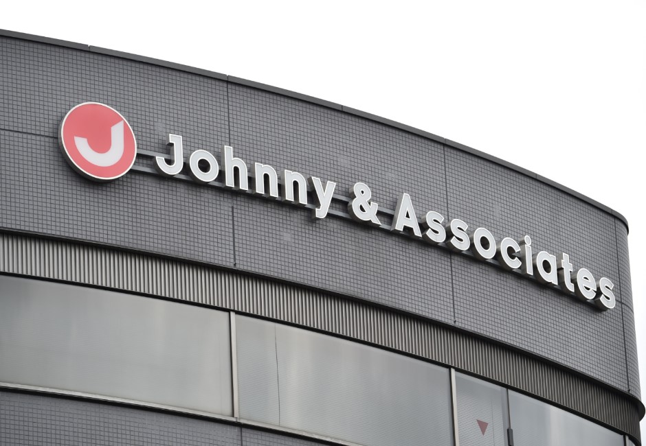 傑尼斯創辦人喜多川性侵旗下多達百位男藝人餘40年 外媒斥:日本史上最大的性醜聞