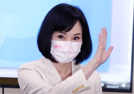 FB/柯志恩