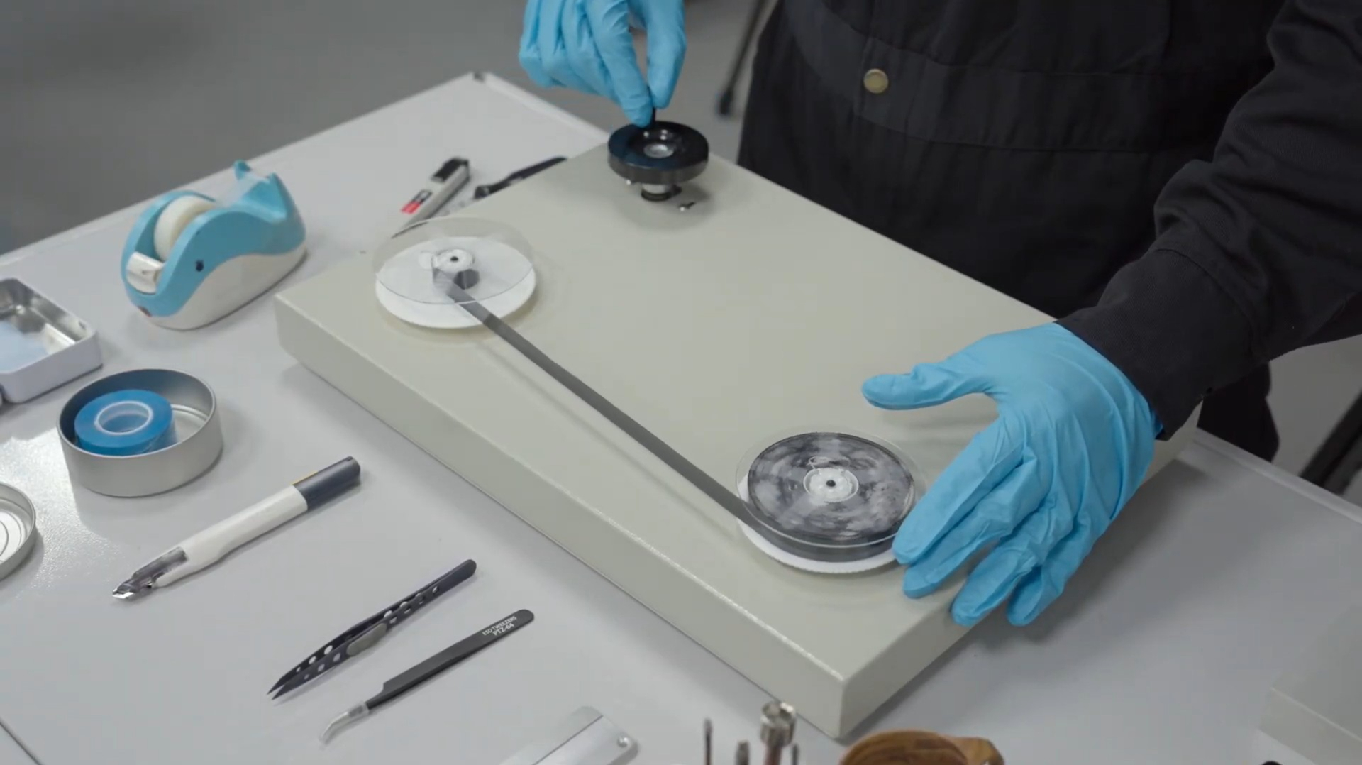 日復一日流轉磁帶之間 「專業帶修復」還原時代的靈魂