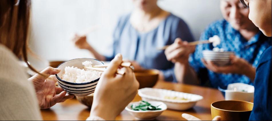 下次聚餐不揪了啦！吃飯最討厭的十種倒胃口噁人