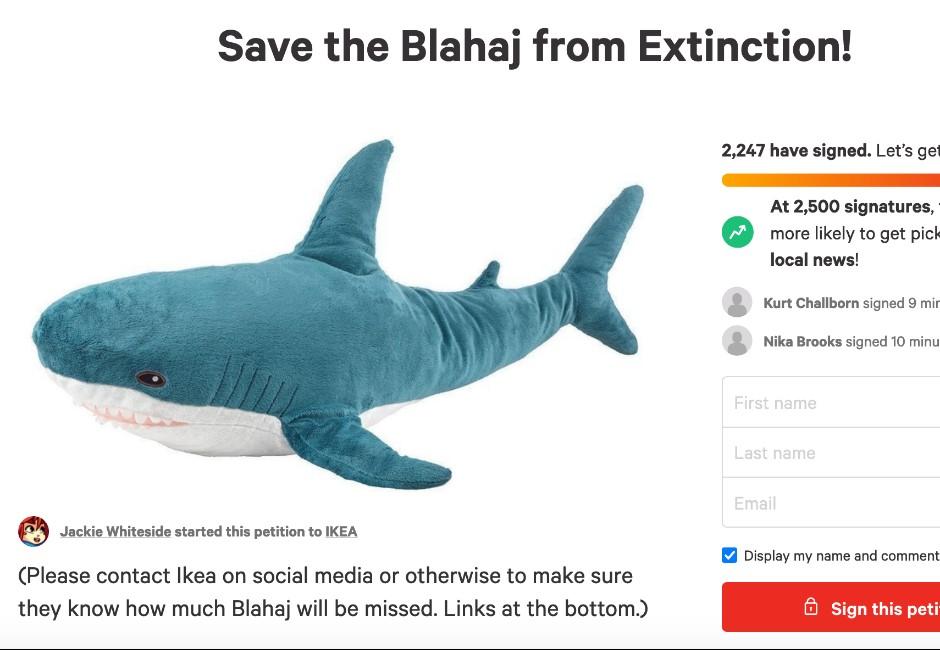 鯊鯊粉絲崩潰！英國IKEA官方證實「鯊魚抱枕將停產」　網友急連署救援