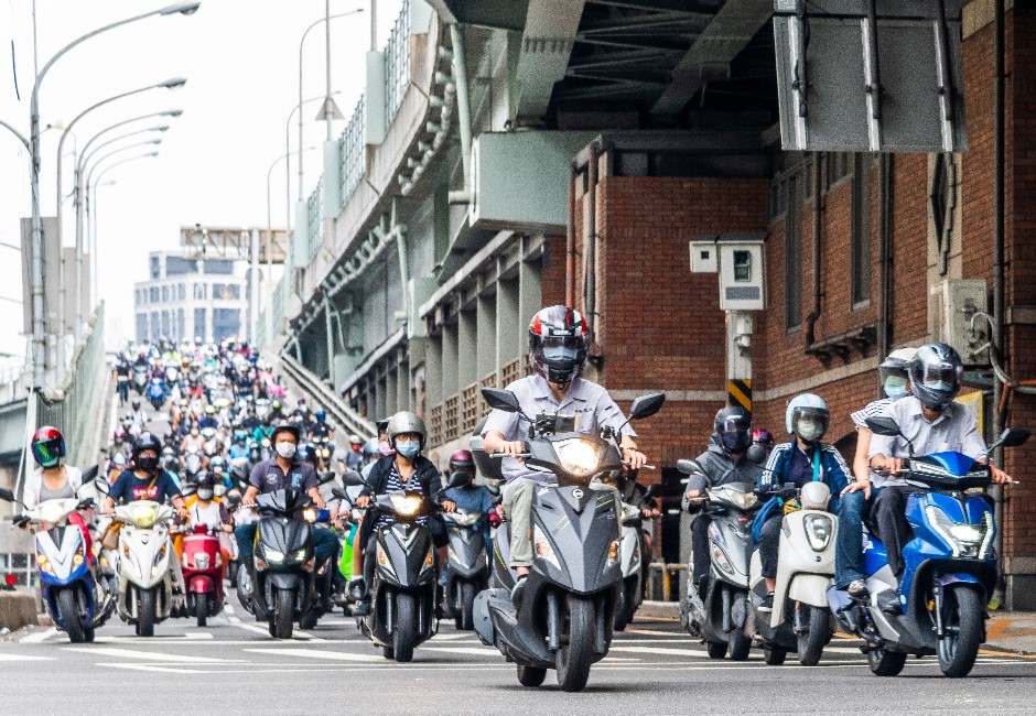 台北人都不考機車駕照？　鄉民酸「連腳踏車都不會」再點1關鍵：日韓也這樣