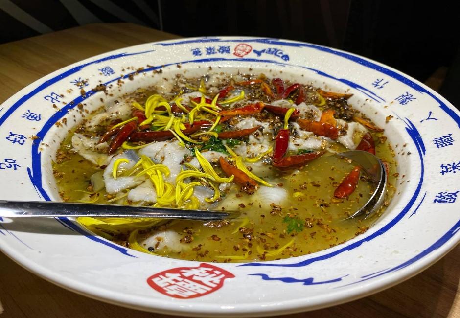 饕客狂嗑這3家美食？全新「正太酸菜魚」殺進一級戰區　挑戰台北人酸爽味蕾